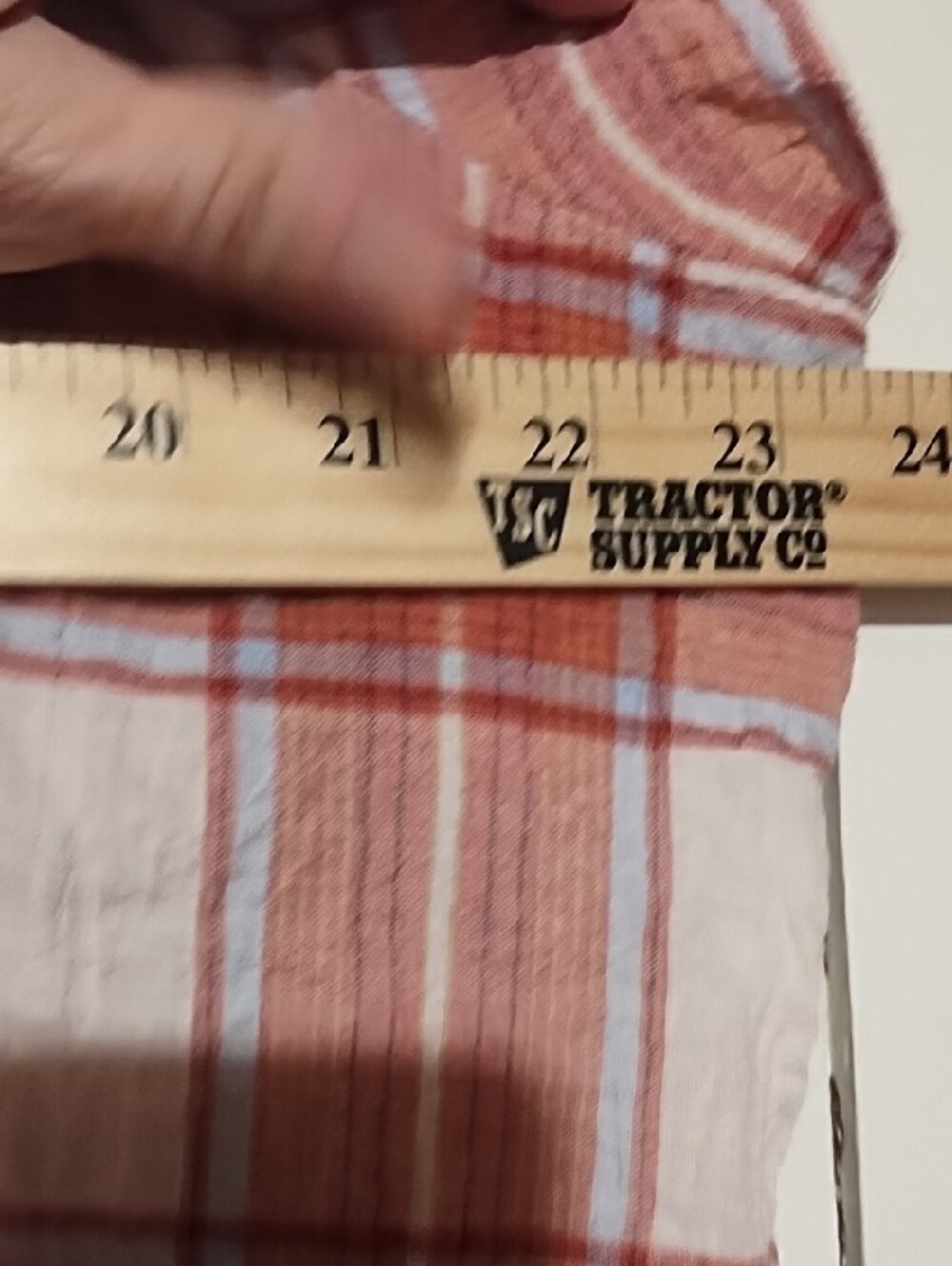 Maurices Rust and White Plaid Short-Sleeve Button-Down Shirt Like New 2X. - Picture 7 of 10
